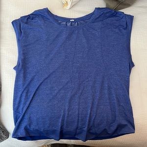 Thin blue lulu top